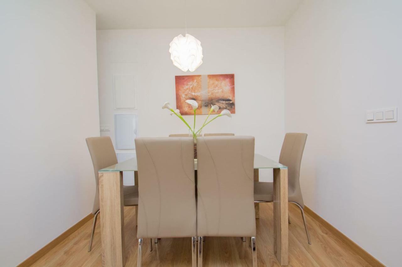 Enjoygranada Arabial 5A - Pool & Free Parking Apartment Ngoại thất bức ảnh