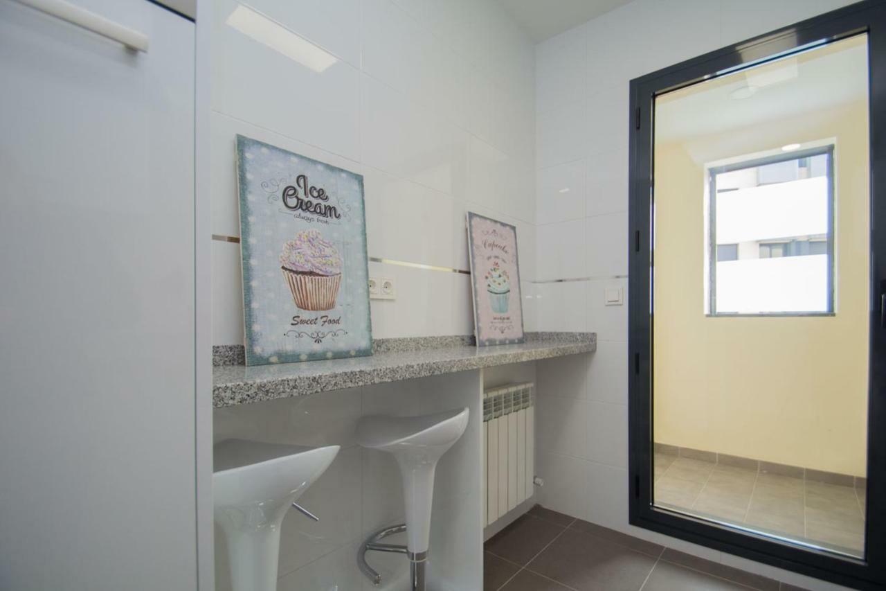 Enjoygranada Arabial 5A - Pool & Free Parking Apartment Ngoại thất bức ảnh